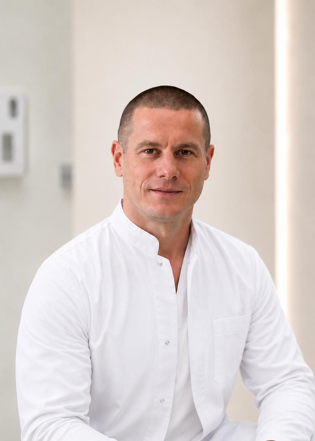 Dr. Ilie Cristian — medic cu experiență în ozonoterapie